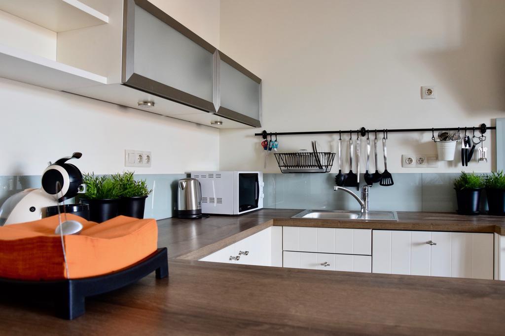 Luxury Apartment By Hi5 - Kiraly Street Suite Budapest Exterior photo